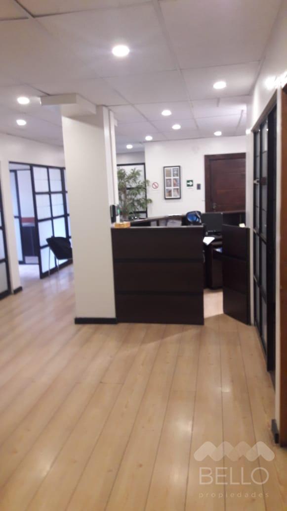 Arriendo Oficina Teatinos - Huerfanos 230 m2 $1.600.000+IVA