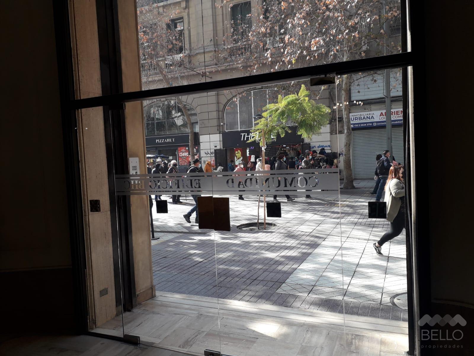 Venta Oficina Habilitada Paseo Ahumada - Plaza de Armas 42 m2 UF 2.590