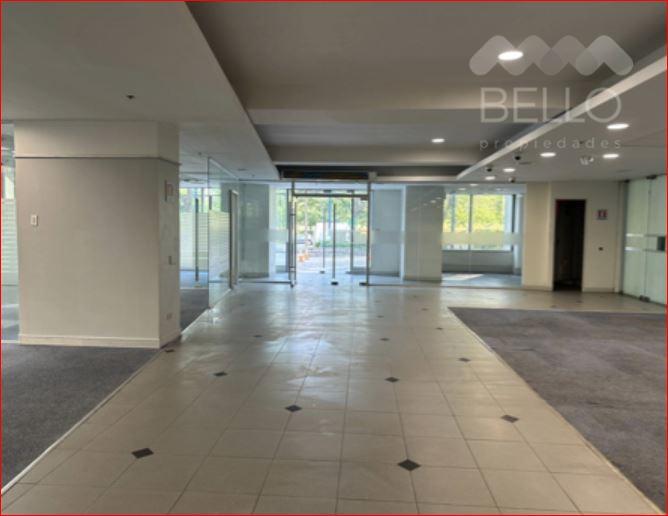 Arrienda Local 412 m2 UF 239  Las Condes  